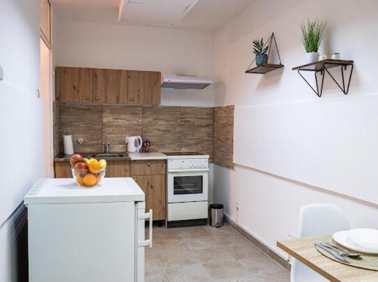 Center Cozy Apartment Subotica Buitenkant foto